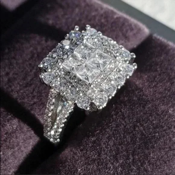 NEW 925 STERLING SILVER DIAMOND HALO RING, CUTE RING, SHINY RING. - Picture 2 of 7